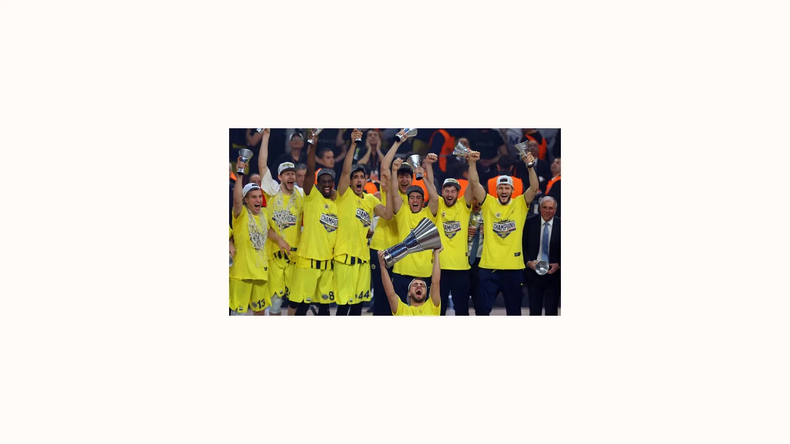 Samsunspor-Fenerbahçe Maçında 5. Dakikada Penaltı Beklendi