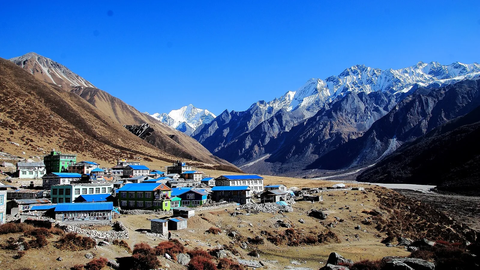 Nepal'de Buzul Çökmesinin Tetiklediği Selde Ölü Sayısı 616'ya Yükseldi