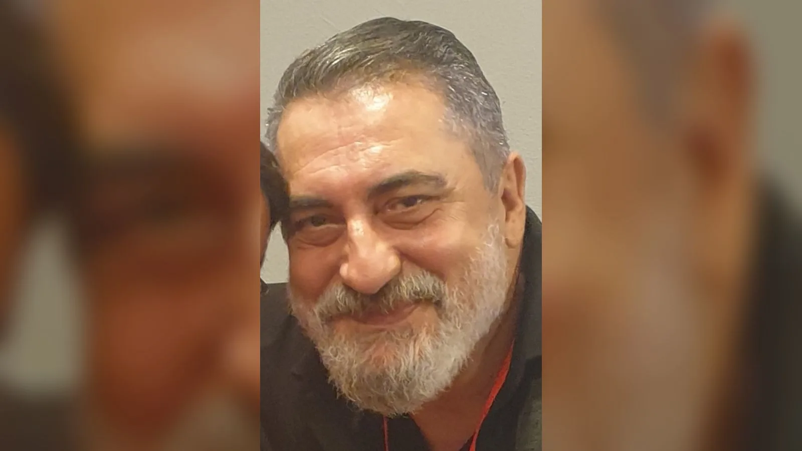 Yaşlı, sakalı olan bir erkek portresi.