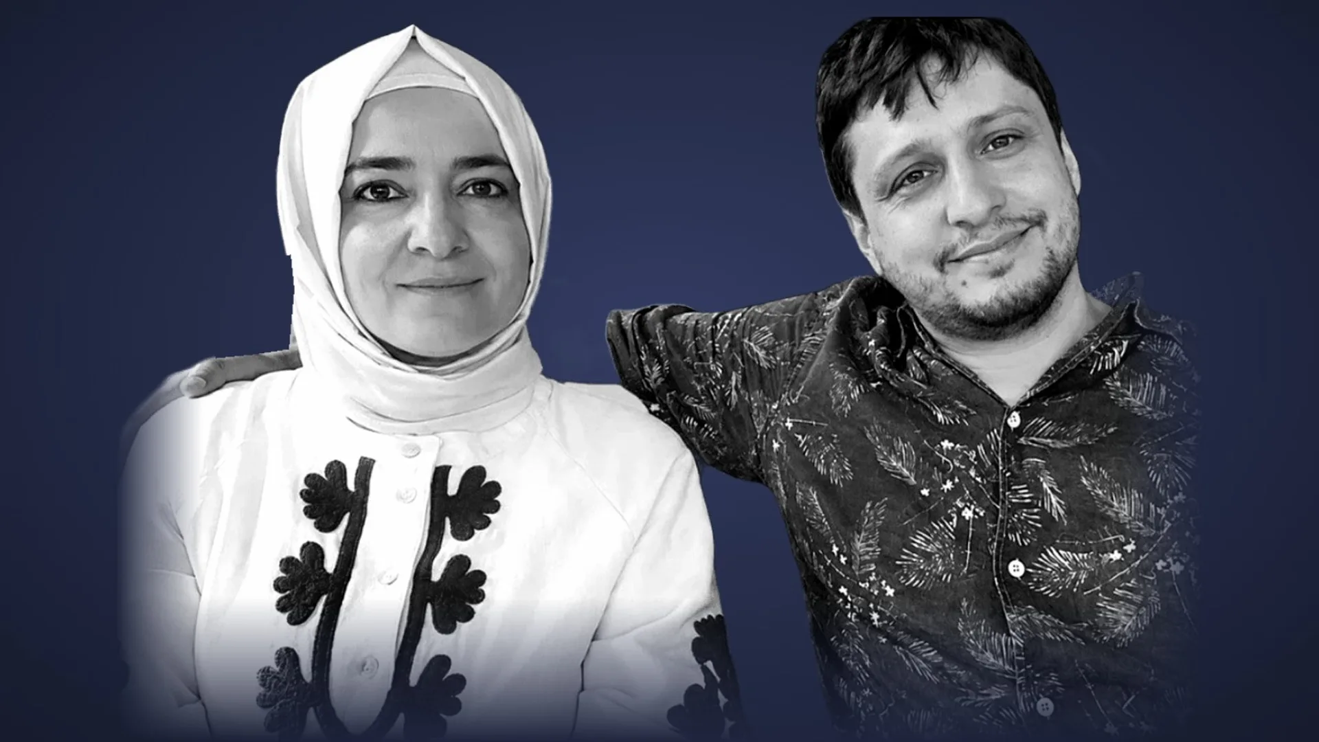 Fatma Betül Sayan Kaya ve eşi İlyas Kaya'nın siyah-beyaz fotoğrafı, lacivert zemin